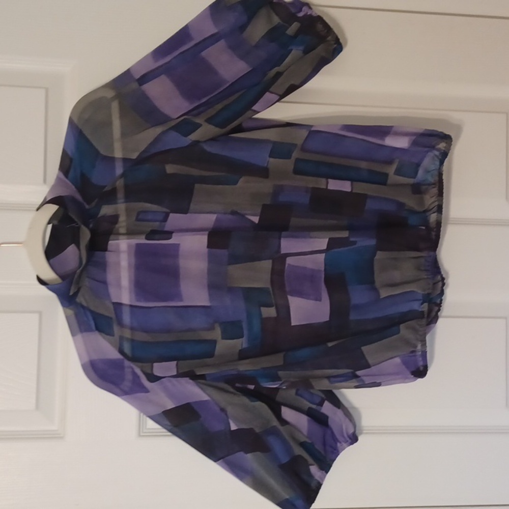A/X Armani Exchange, sz S, 100% silk blouse in shades of purple & teal